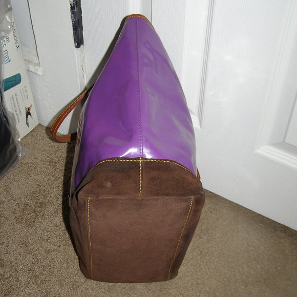 💜👜 Dooney & Bourke Purple Patent leather tote bag EUC - Picture 7 of 15